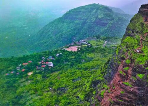 Kalavantin Durg trek Mumbai