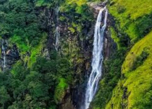 Bandaje Falls Trek